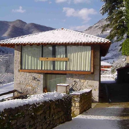 Apartamentos Rurales El Lleron Caso Екстериор снимка
