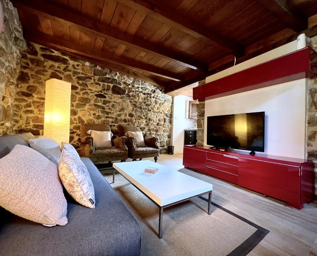 Apartamentos Rurales El Lleron Caso Екстериор снимка